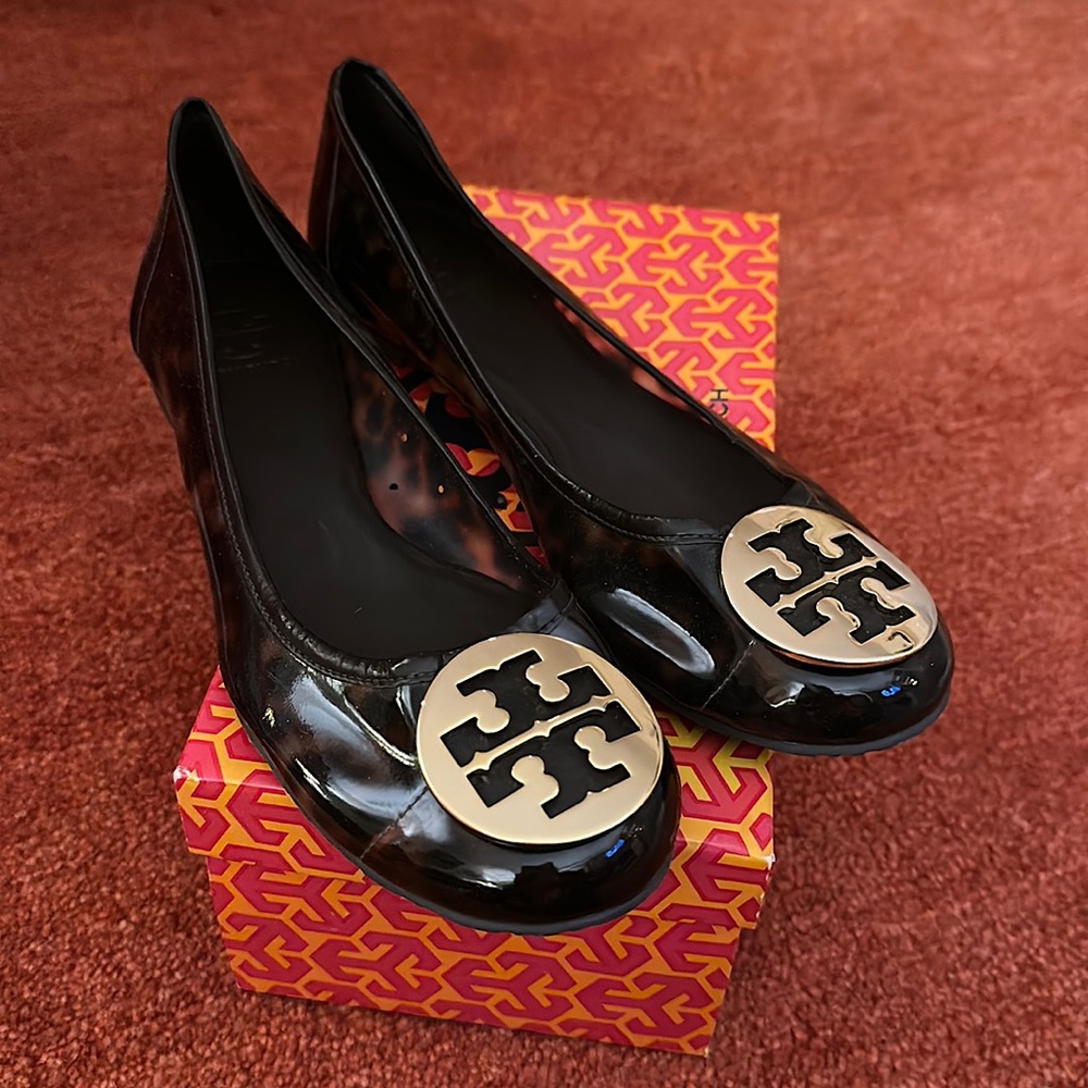 NIB TORY BURCH REVA TORTOISE JELLY BALLET FLAT